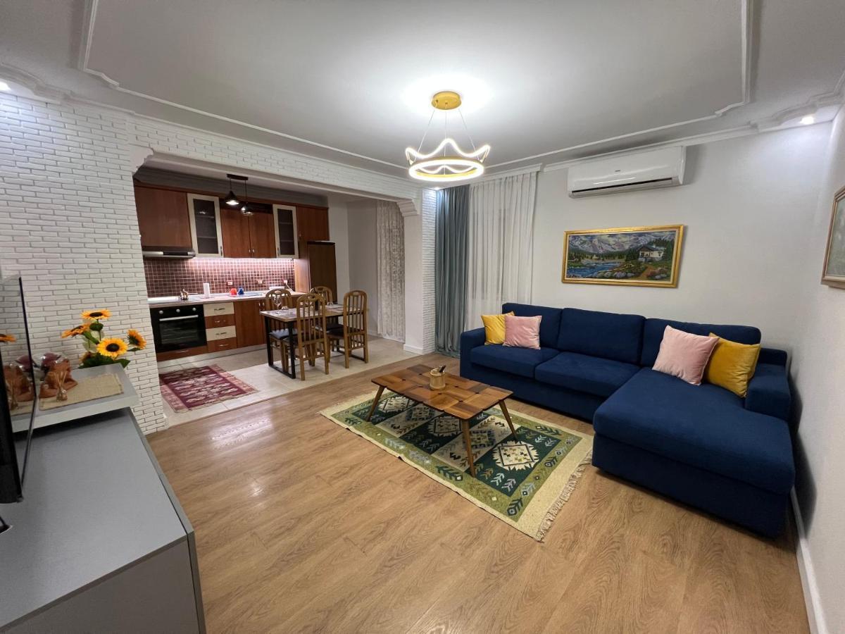 Chestnut Yard Villa Тирана Экстерьер фото
