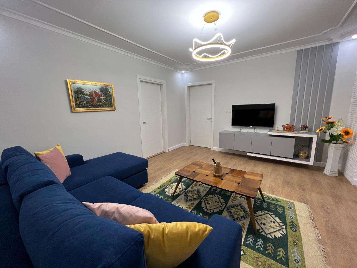 Chestnut Yard Villa Тирана Экстерьер фото