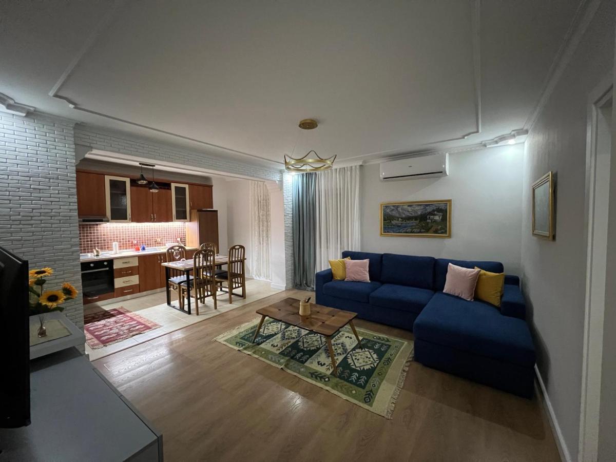 Chestnut Yard Villa Тирана Экстерьер фото